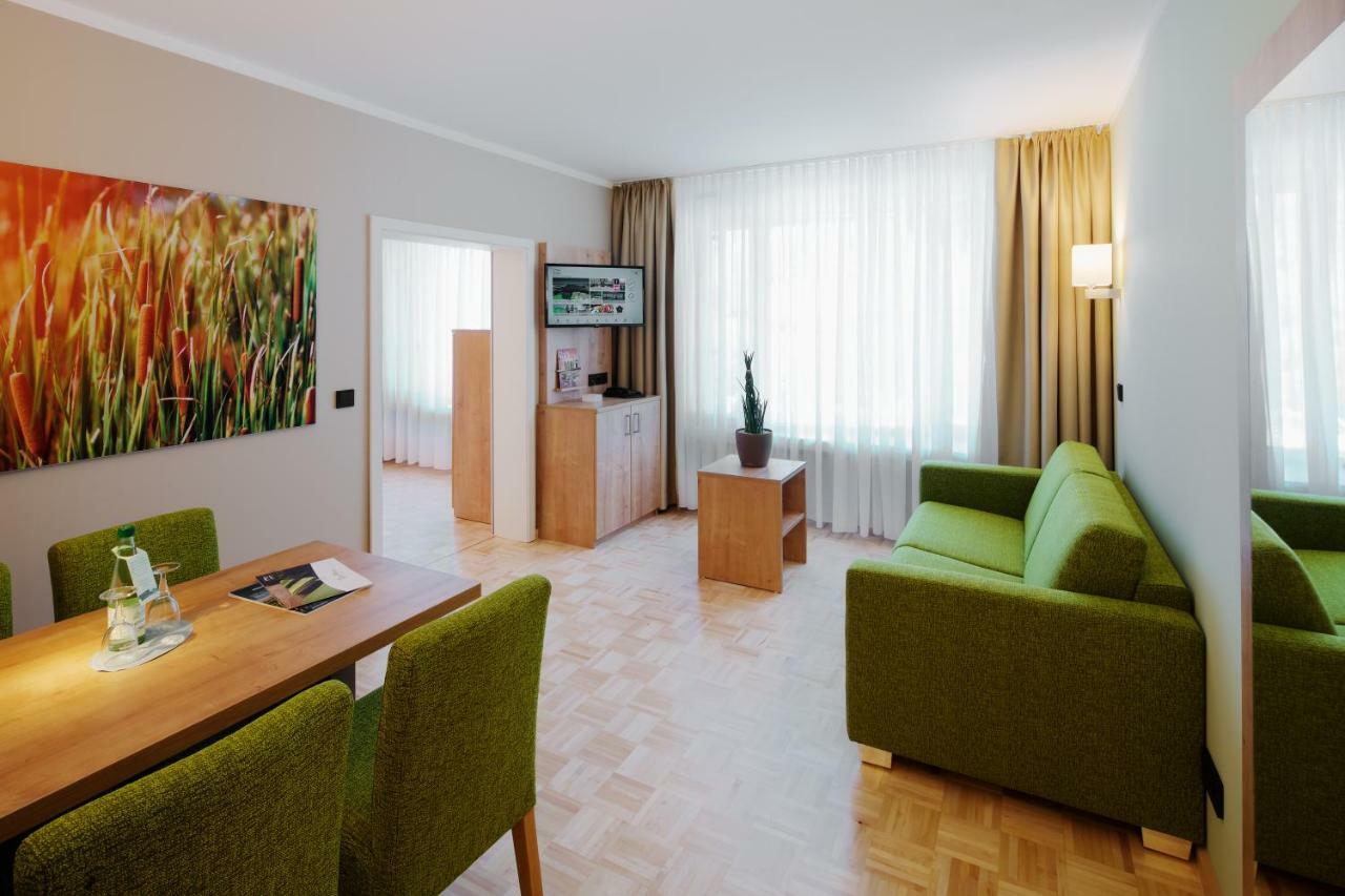 Bio-Seehotel Zeulenroda Esterno foto
